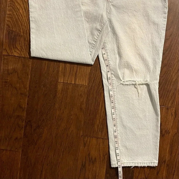 Universal Thread High Rise Light Wash Vintage Straight Jeans - Picture 7 of 10
